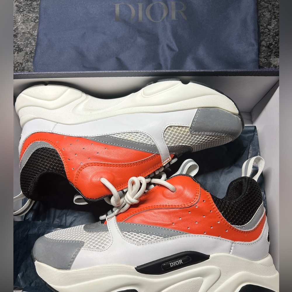(Dior b22) Orange, Black, & White. - Picture 7 of 7